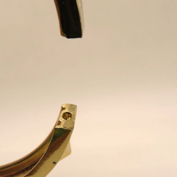 GAP Bracelet Gold Tone Studded Bangle Cream Enamel Hinge Closure - Picture 9 of 9